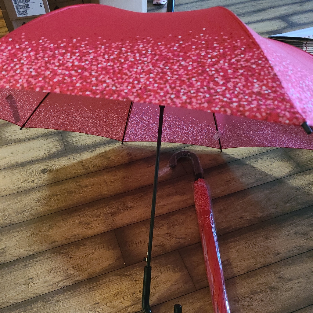 New Elizabeth Arden Red Umbrella New